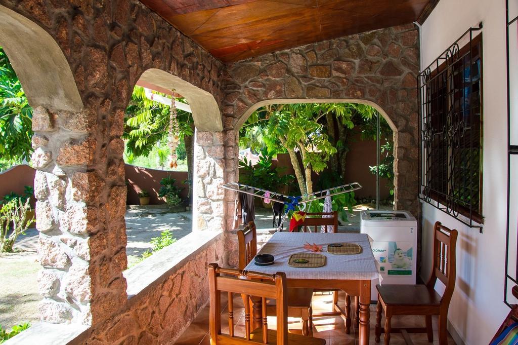 Villa Seashell Self Catering Grand Anse  Zimmer foto